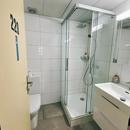City Center Room With Private External Bathroom Zurich Extérieur photo